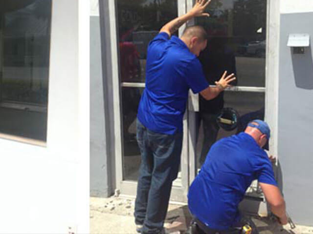 Emergency-Glass-repair-tab Emergency Glass repairtab